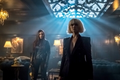 GOTHAM: L-R: Jessica Lucas and Erin Richards in "The Fear Reaper" episode of GOTHAM airing Thursday, Sept. 28 (8:00-9:01 PM ET/PT) on FOX. ©2017 Fox Broadcasting Co. Cr: Jeff Neumann/FOX.