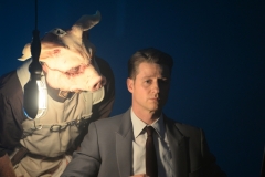 GOTHAM: L-R: Guest star Michael Cerveris and Ben McKenzie in the “A Dark Knight: Hog Day Afternoon” episode of GOTHAM airing Thursday, Oct. 26 (8:00-9:01 PM ET/PT) on FOX. ©2017 Fox Broadcasting Co. Cr: FOX.