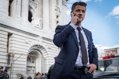 GOTHAM: Ben McKenzie in the “A Dark Knight: A Day in the Narrows” episode of GOTHAM airing Thursday, Nov. 2 (8:00-9:01 PM ET/PT) on FOX. ©2017 Fox Broadcasting Co. Cr: Jeff Neumann/FOX